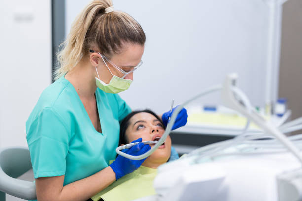Best Emergency Dental Care for Broken or Chipped Teeth in Simi Valley, CA